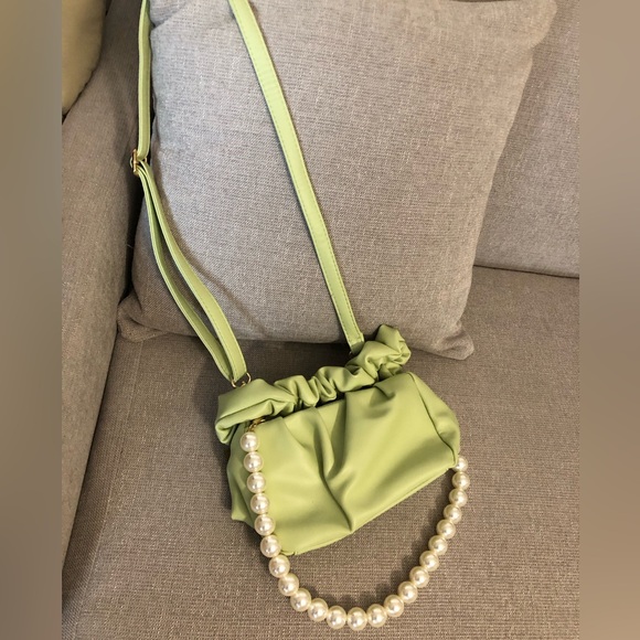 Pastel shoulder bag with pearls - Picture 3 of 3